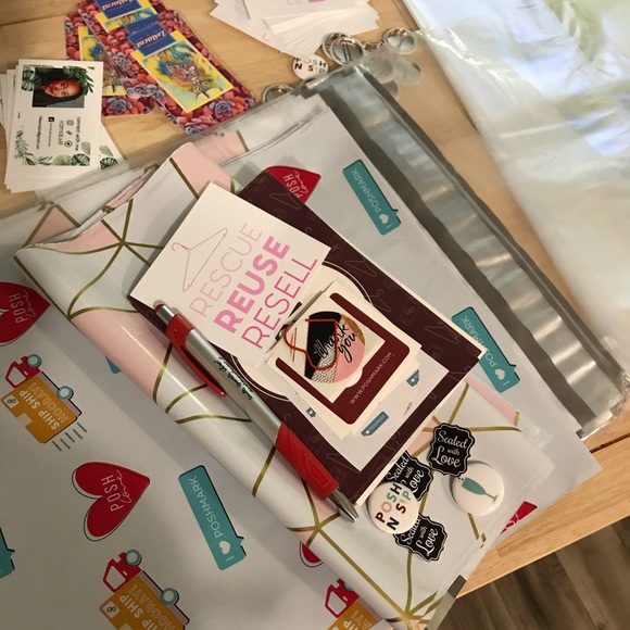 Join us for Posh N Sip Champaign IL Nov 17 ! - Picture 3 of 3